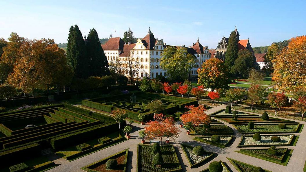 Kloster und Schloss Salem im Herbst