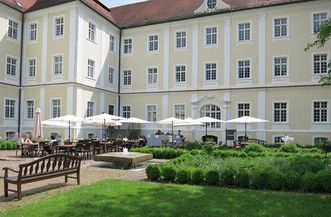 Blick auf das Restaurant im Kloster Schussenried