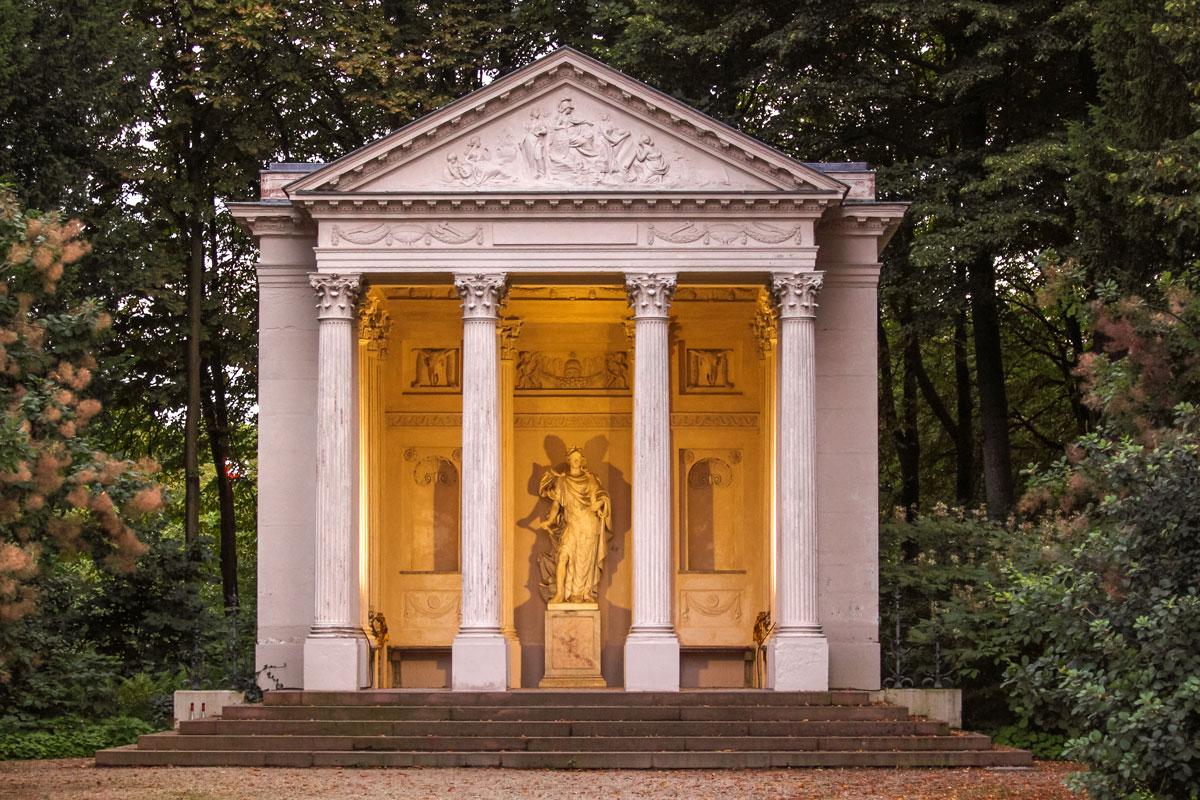 Minervatempel im Schlossgarten Schwetzingen