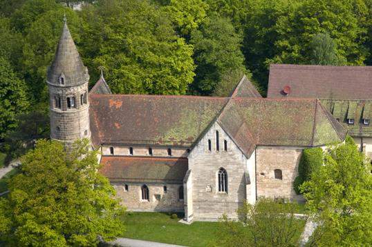 Luftaufnahme der Klosterkirche Lorch