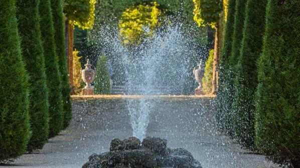 Brunnen im Schlossgarten Schwetzingen