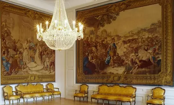 Barockschloss Mannheim, Coursaal mit Wandteppichen der Jason-Serie