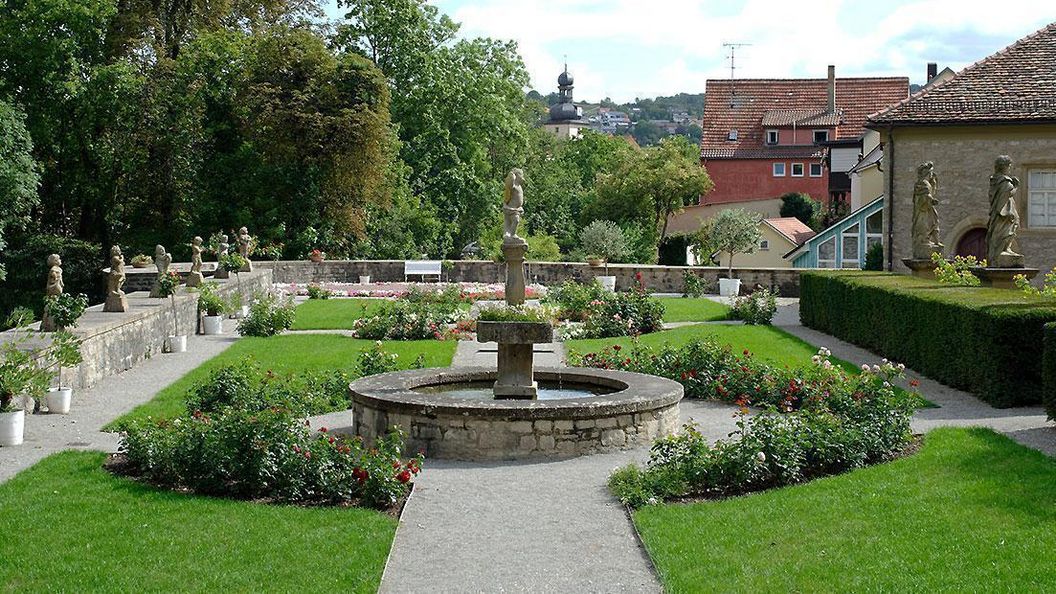 Der Rosengarten von Schloss Weikersheim