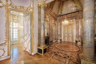 Schloss Solitude, Innen Marmorsaal; Foto: Staatliche Schlösser und Gärten Baden-Württemberg, Günther Bayerl Schloss Solitude, Innen Marmorsaal; Foto: Staatliche Schlösser und Gärten Baden-Württemberg, Günther Bayerl