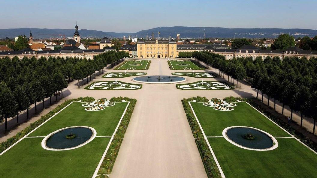 Schloss und Schlossgarten Schwetzingen, Außenansicht