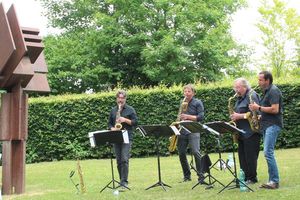 Carlas Saxaffair beim Schlosserlebnistag 2017 im Garten der Sammlung Domnick