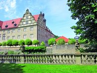 45 weikersheim aussen ostbastion Schloss und Schlossgarten Weikersheim: Obstbastion. Blick auf Anlage