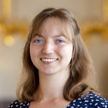 Foto: Staatliche Schlösser und Gärten Baden-Württemberg, Simone Staron Mitarbeiterporträt von Annalena Just
