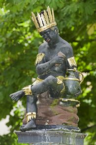 Skulptur auf dem Mohrenbrunnen Skulptur Mohrenbrunnen Kloster Schöntal