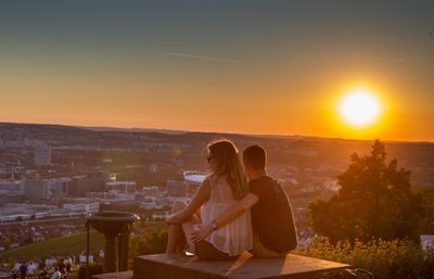 Grabkapelle auf dem Württemberg, Sonnenuntergang; Foto: Staatliche Schlösser und Gärten Baden-Württemberg, Oliver Bürkle