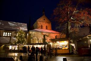 Kloster Maulbronn, Außenansicht, Weihnachtsmarkt