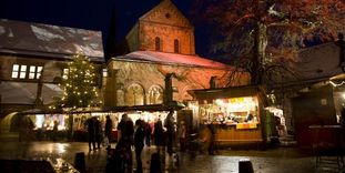 Kloster Maulbronn, Außenansicht, Weihnachtsmarkt