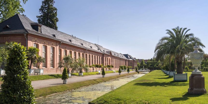 Schloss und Schlossgarten Schwetzingen, Außenansicht Orangerie