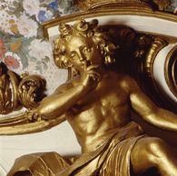 Der Gott des Schlafes Putto im Schlafzimmer der Regentin im Residenzschloss Rastatt