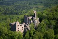 Foto: Staatliche Schlösser und Gärten Baden-Württemberg, Achim Mende Luftaufnahme Altes Schloss Hohenbaden
