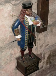 Perkeo Figur des kleinwüchsigen Perkeo von Schloss Heidelberg