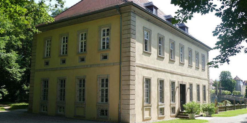 Schloss und Schlossgarten Weikersheim, Außen, Gewährhaus