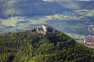 Festungruine Hohenneuffen, Luftaufnahme