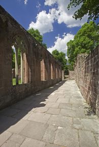 Foto: Staatliche Schlösser und Gärten Baden-Württemberg, Andrea Rachele Kreuzgang Kloster Hirsau