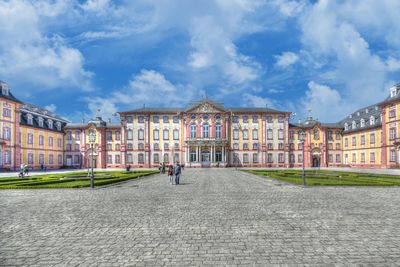 Schloss Bruchsal, Frontansicht