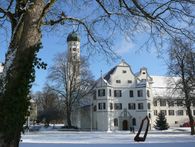 Kloster im Winter Kloster Schussenried, Außenansicht mit Schnee