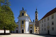 Eingang der Klosterkirche Eingang Klosterkirche Kloster Ochsenhausen