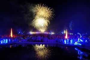 Schloss und Schlossgarten Schwetzingen, Feuerwerk beim Lichterfest 