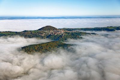 Burgruine Hohenstaufen, Luftaufnahme; Foto: Staatliche Schlösser und Gärten Baden-Württemberg, Achim Mende