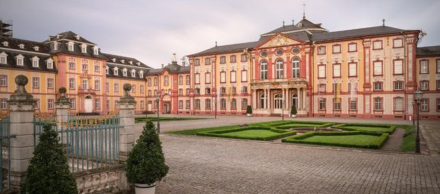 Schloss Bruchsal, Außenansicht Gartenseite 