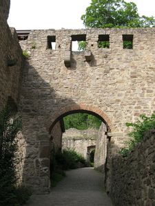 Torweg Altes Schloss Hohenbaden