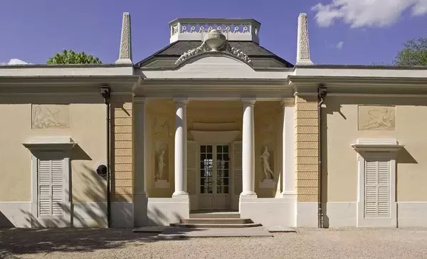 Schloss und Schlossgarten Schwetzingen, Badhaus im Schlossgarten