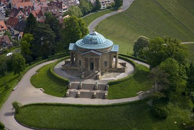 Grabkapelle auf dem Württemberg, Luftaufnahme; Foto: Staatliche Schlösser und Gärten Baden-Württemberg, Achim Mende