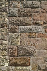 Foto: Staatliche Schlösser und Gärten Baden-Württemberg, Arnim Weischer Bossenquader Burg Rötteln